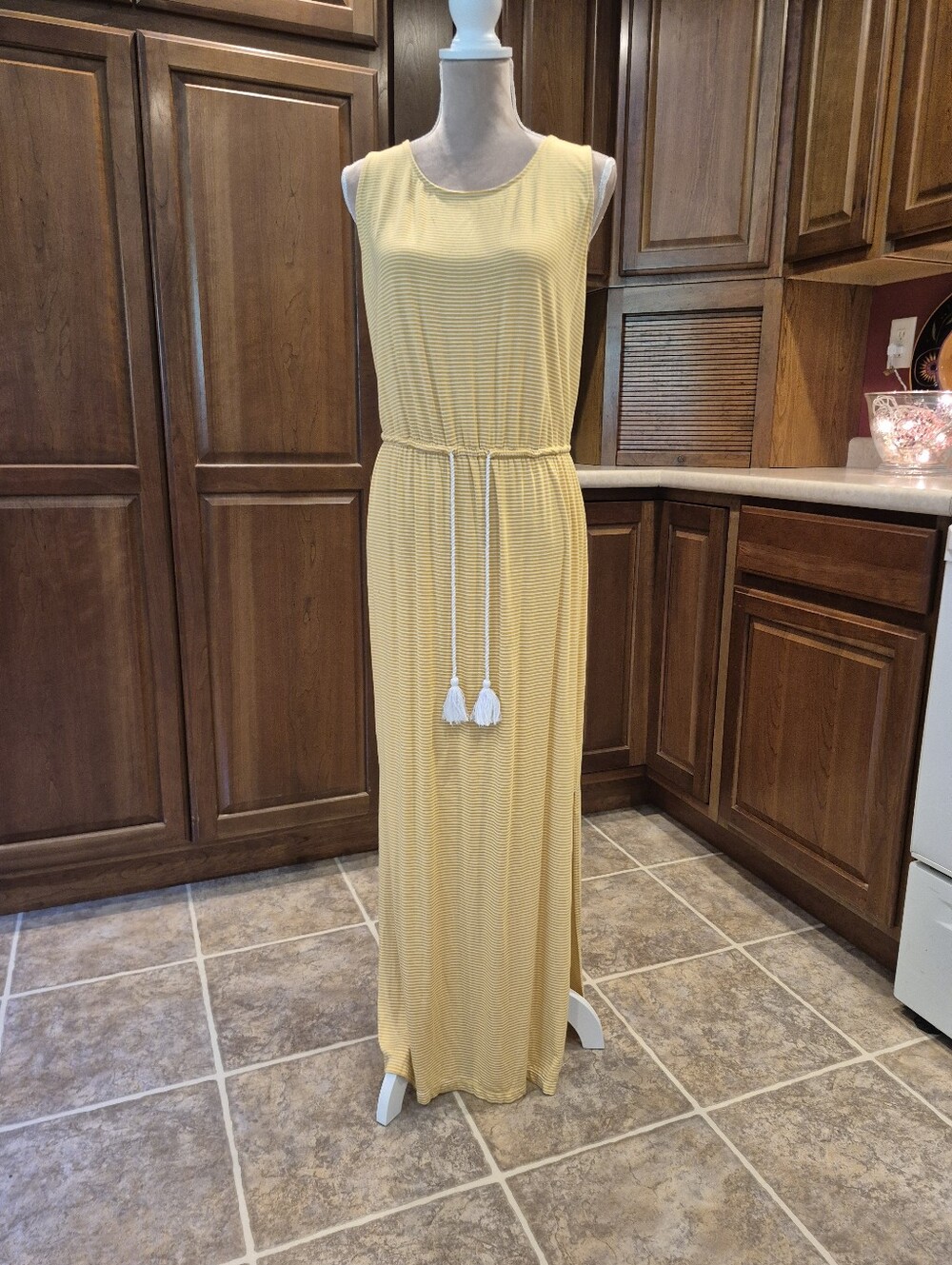 Westport Sleeveless Yellow Maxi Dress with Tassel Tie Size Medium